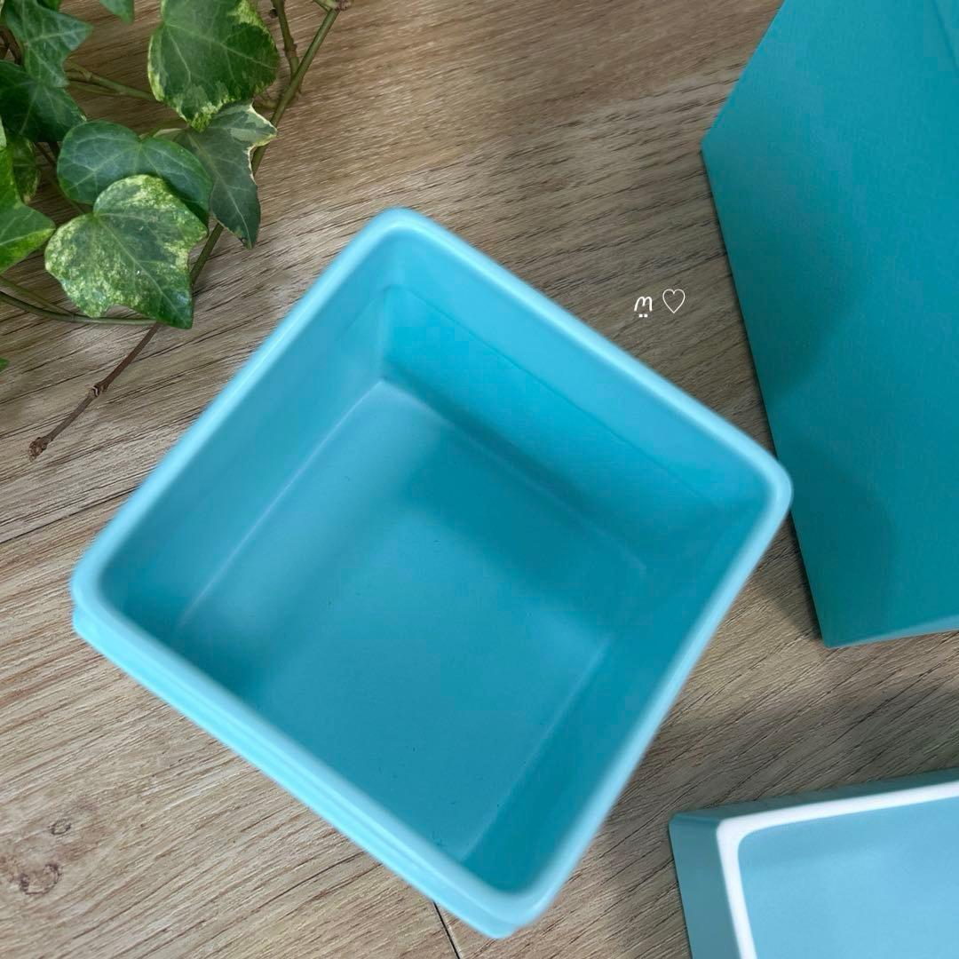 ティファニー ボーンチャイナ製ブルーボックス 陶器小物入れ