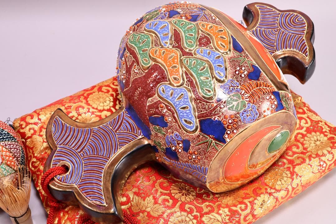 九谷焼名工 陶ハ 松鶴乃図 御小槌 金運 財運 開運 商売繁盛 置物 BJ177