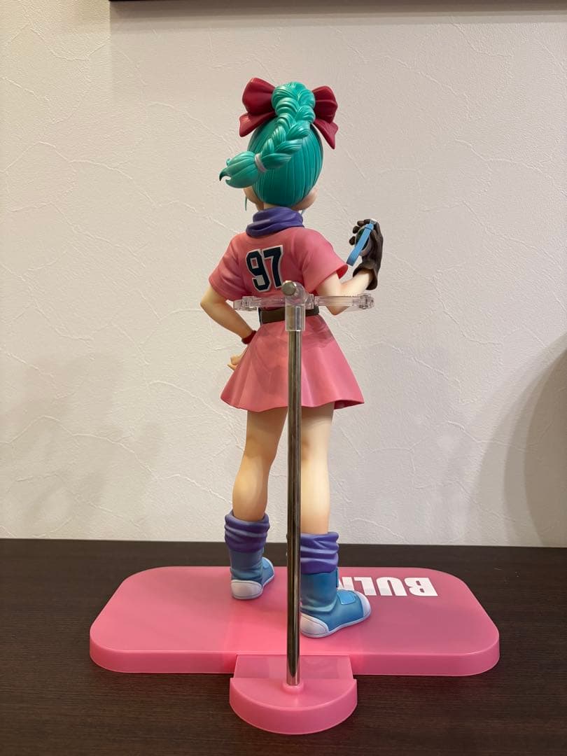 ギガンティック　ドラゴンボール　ブルマ