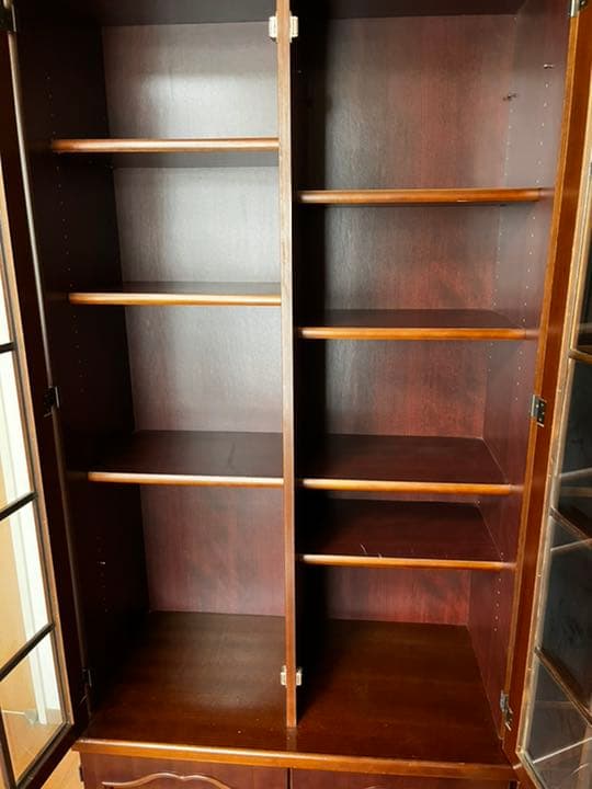 民藝家具　大型収納棚(本棚　食器棚) 　経年変化による深いいい色合い