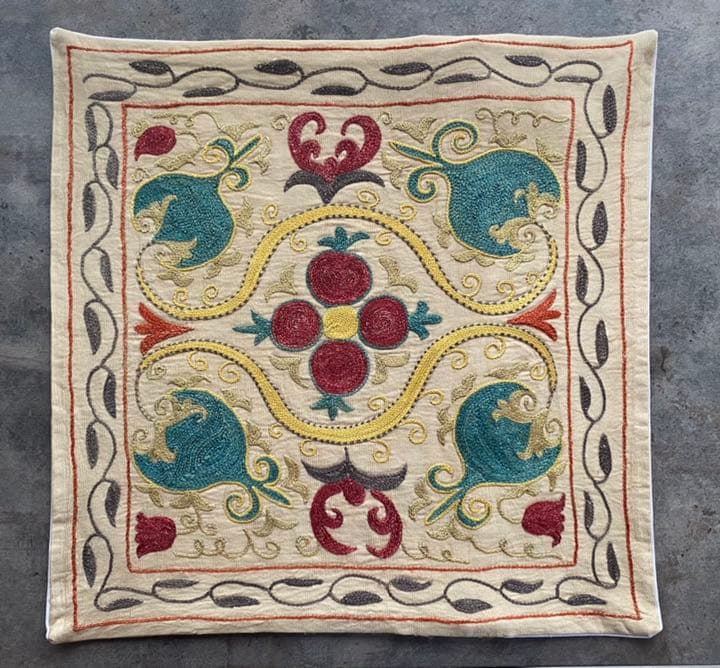 ウズベキスタン製 シルク スザニ刺繍 クッションカバー 45×45 SZN712
