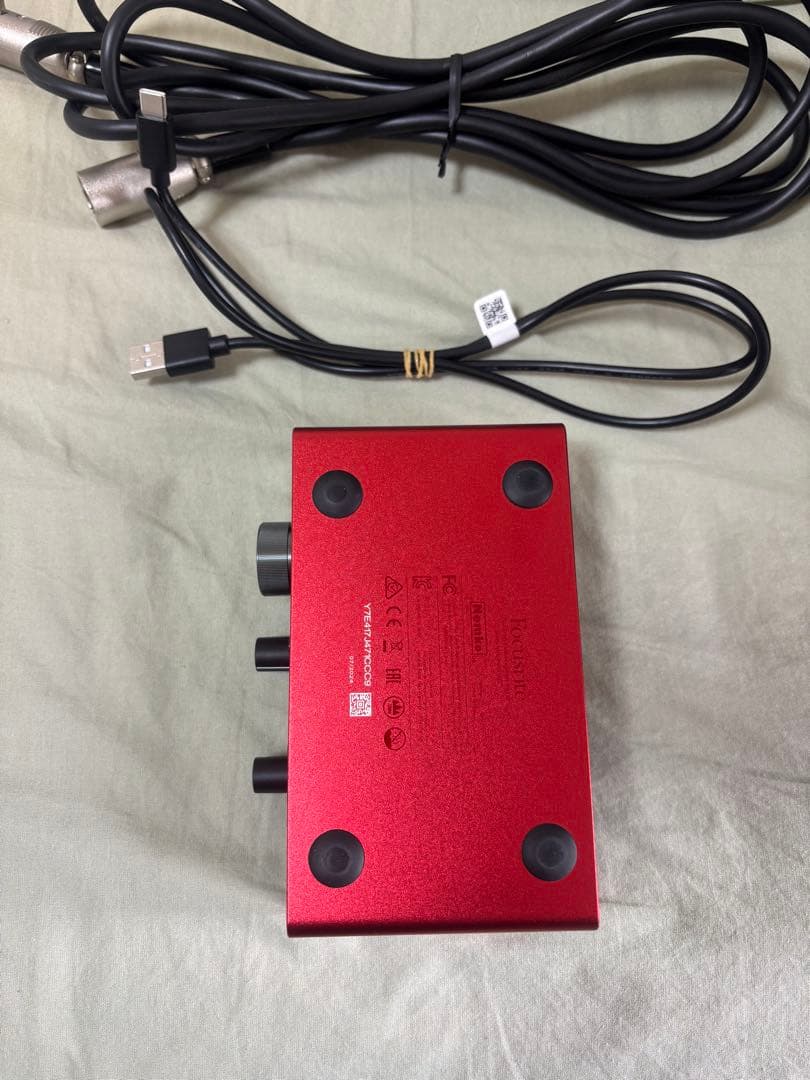 Focusrite 2イン2アウト 24bit/192kHz (3rd Gen)