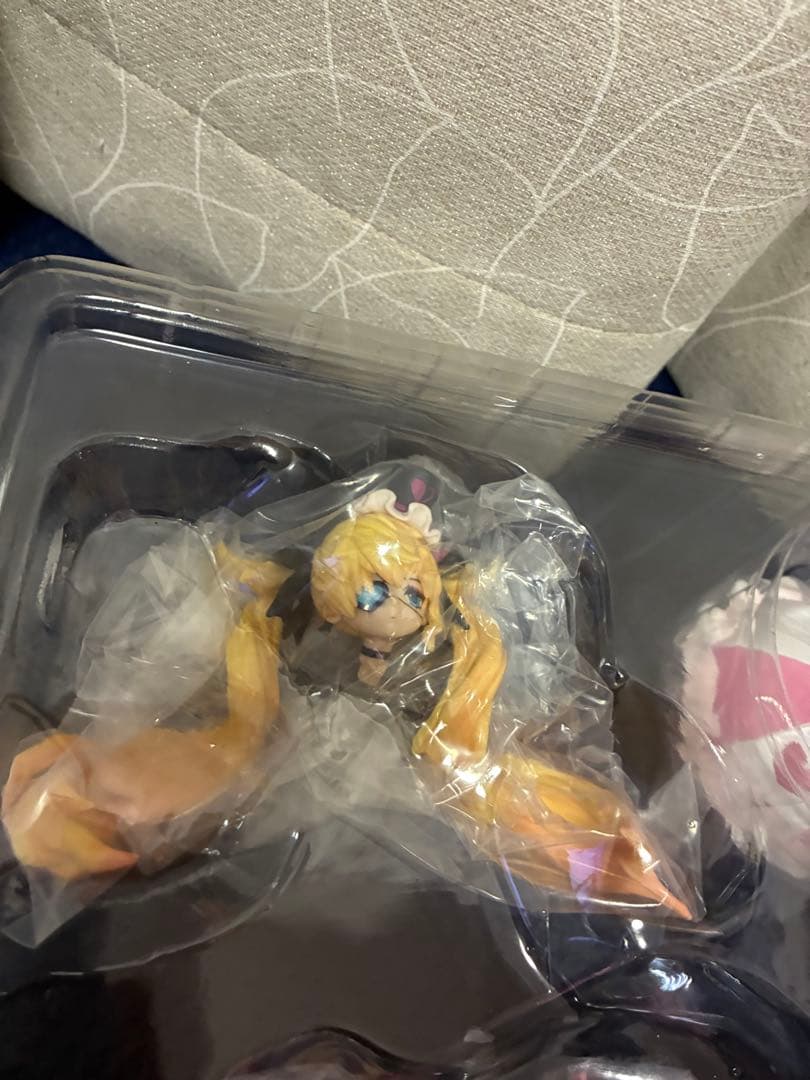 サマナーズウォー　ナイトレディオカルト(光オカルト ローラ)　フィギュア