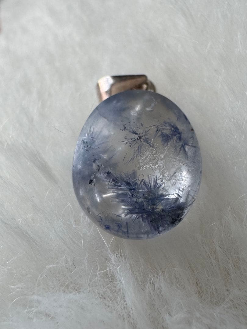 天然石　デュモルチェナイト　ペンダントトップ