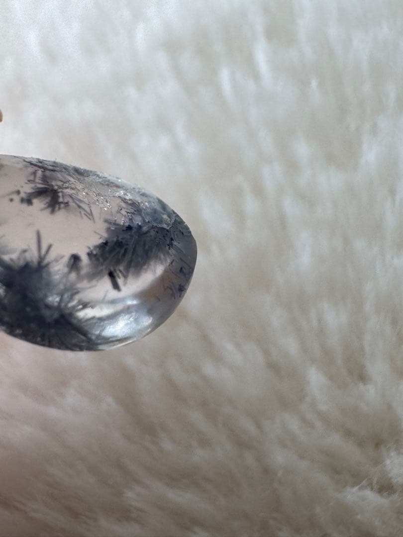 天然石　デュモルチェナイト　ペンダントトップ