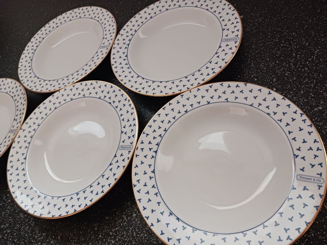 未使用・箱なし✨TIFFANY ティファニー ダンシングT 食器セット - メルカリ