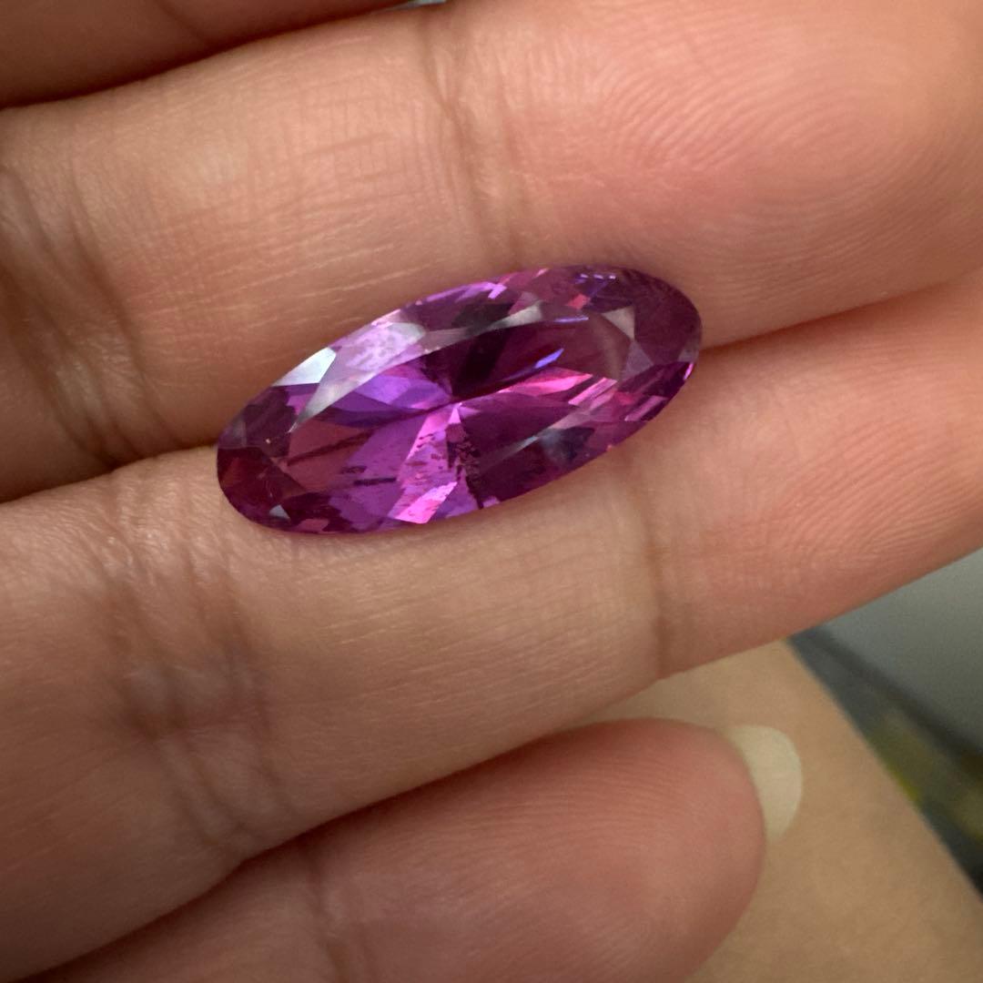 ヴァイオレットサファイア 6.995ct
