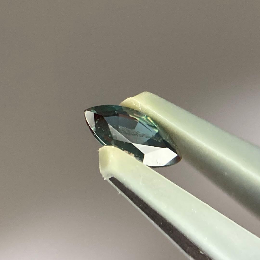 (422)ソ付　アレキサンドライト　ルース　0.242ct