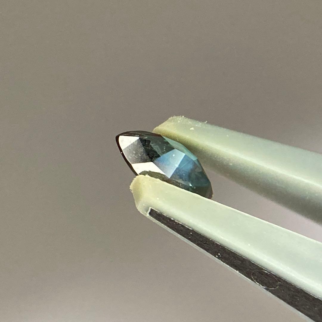 (422)ソ付　アレキサンドライト　ルース　0.242ct