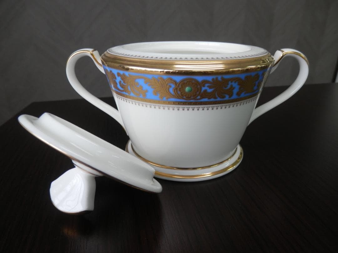 ノリタケ ボーンチャイナ(グランブロシェ)セット