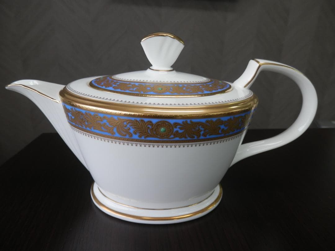 ノリタケ ボーンチャイナ(グランブロシェ)セット