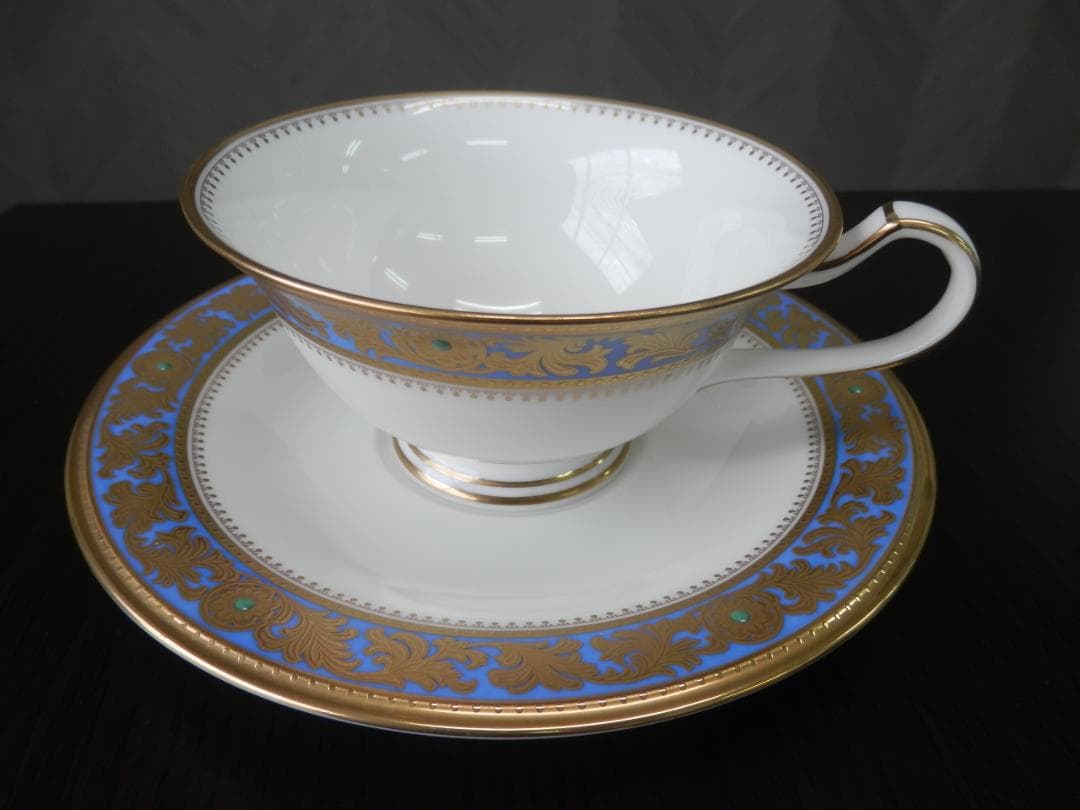 ノリタケ ボーンチャイナ(グランブロシェ)セット