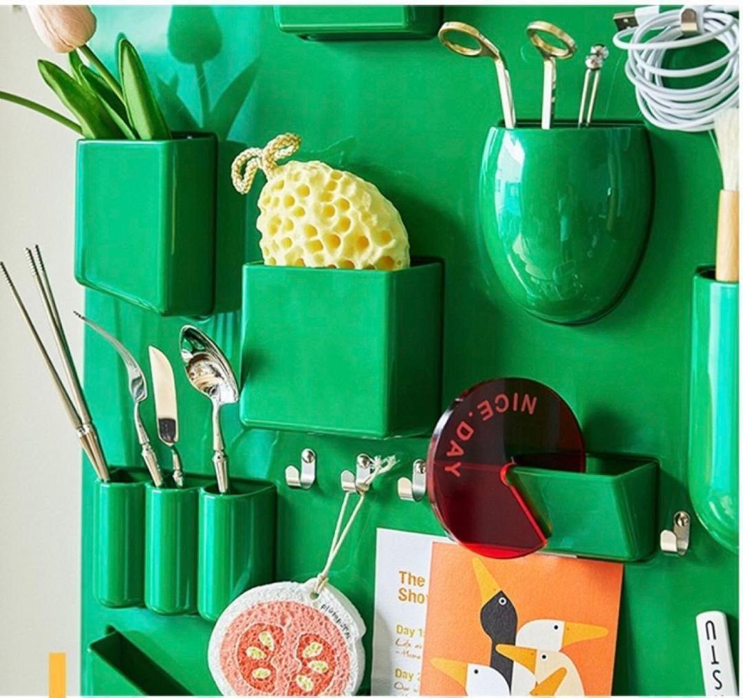 ウォールシェルフ　グリーン　ウーテンシロ　リプロダクト　収納 緑　スペースエイジ