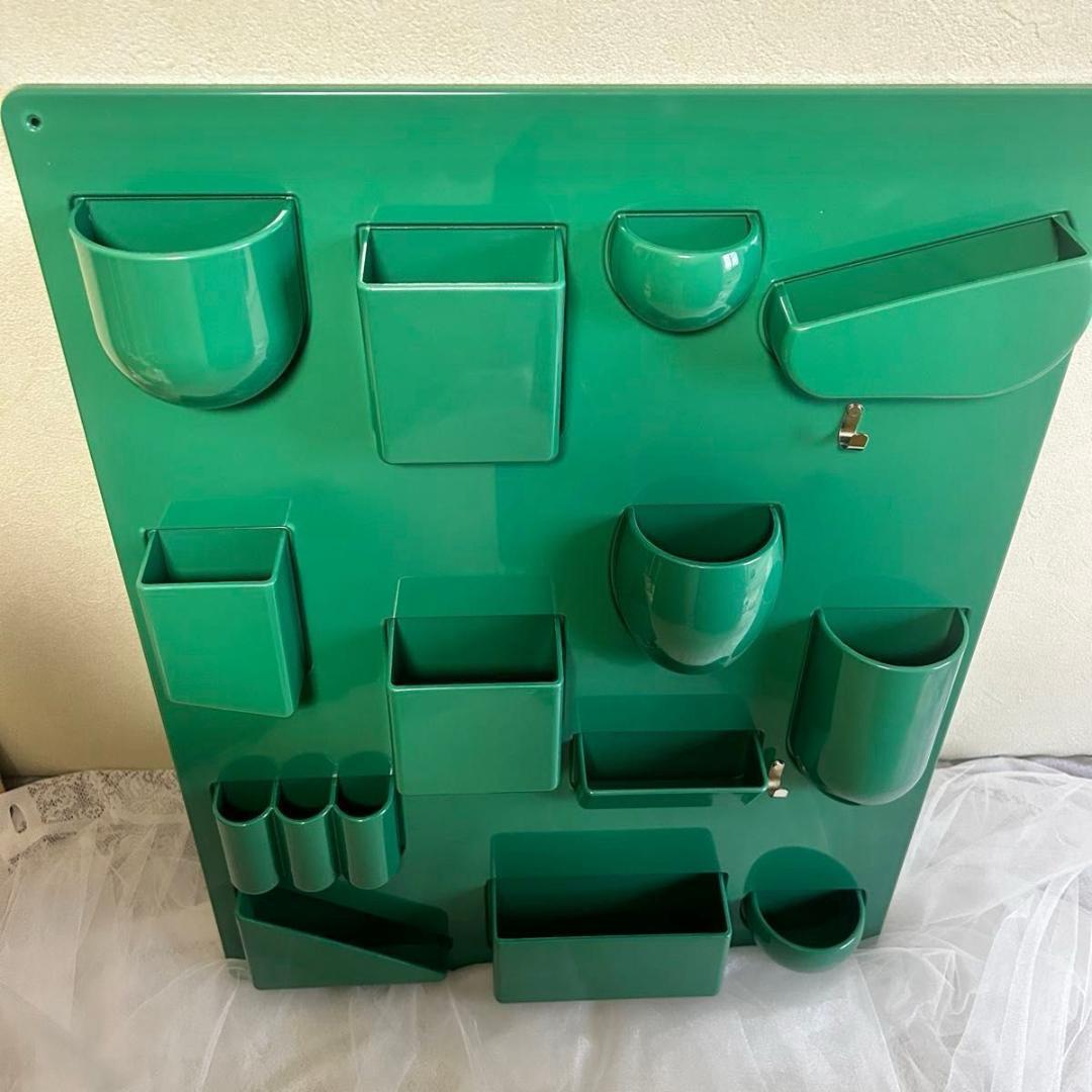 ウォールシェルフ　グリーン　ウーテンシロ　リプロダクト　収納 緑　スペースエイジ