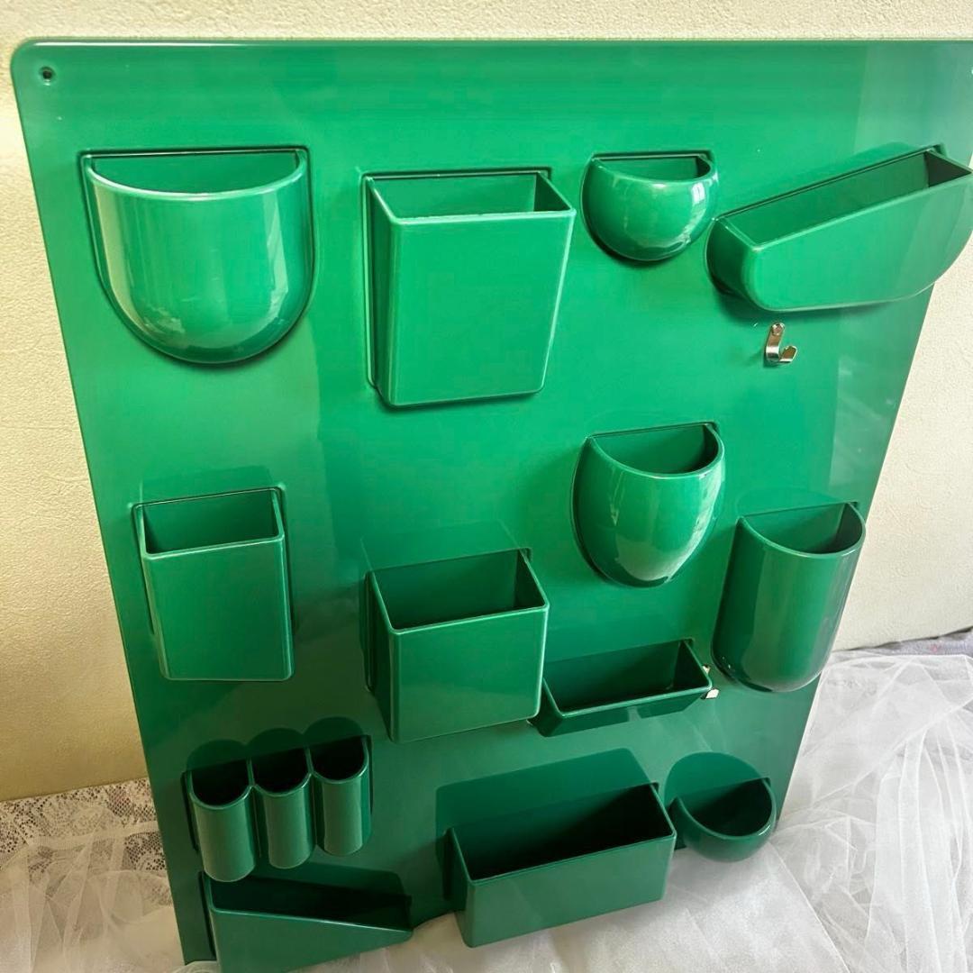 ウォールシェルフ　グリーン　ウーテンシロ　リプロダクト　収納 緑　スペースエイジ