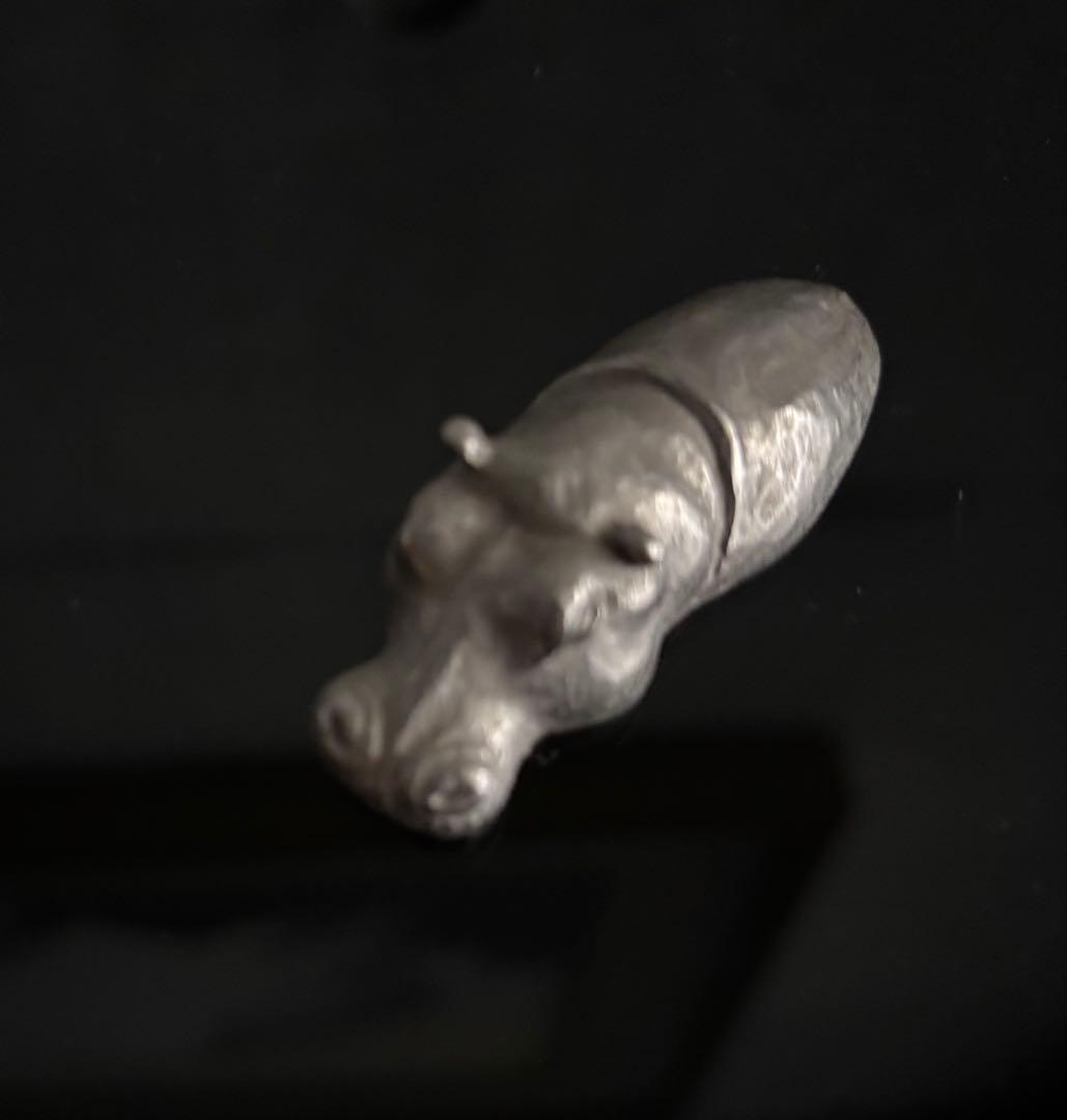 村中保彦さんのカバの置物 5個