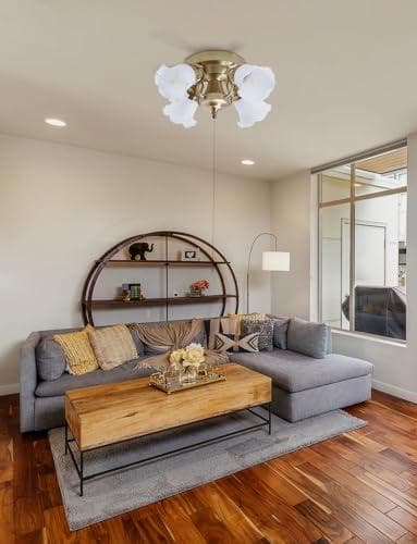 シャンデリア 4灯 ペンダントライト ガラス 真鍮おしゃれ E26 8畳 10a