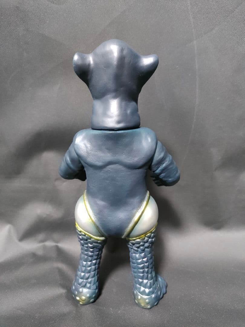 ベアモデル メフィラス星人二代目 ソフビ TV版 原作カラー風塗装