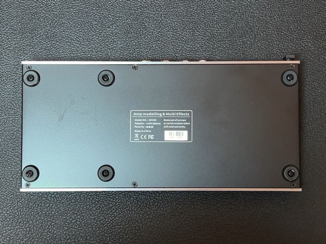 MOOER GE200 マルチエフェクター 新品同様