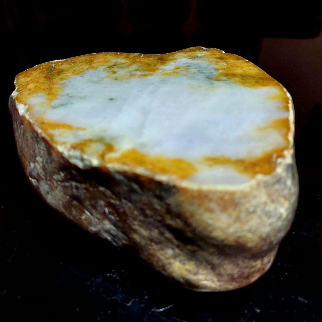 大人気のラベンダーカラー♪ 大きな本翡翠 JADEITE 原石 1面磨き 353