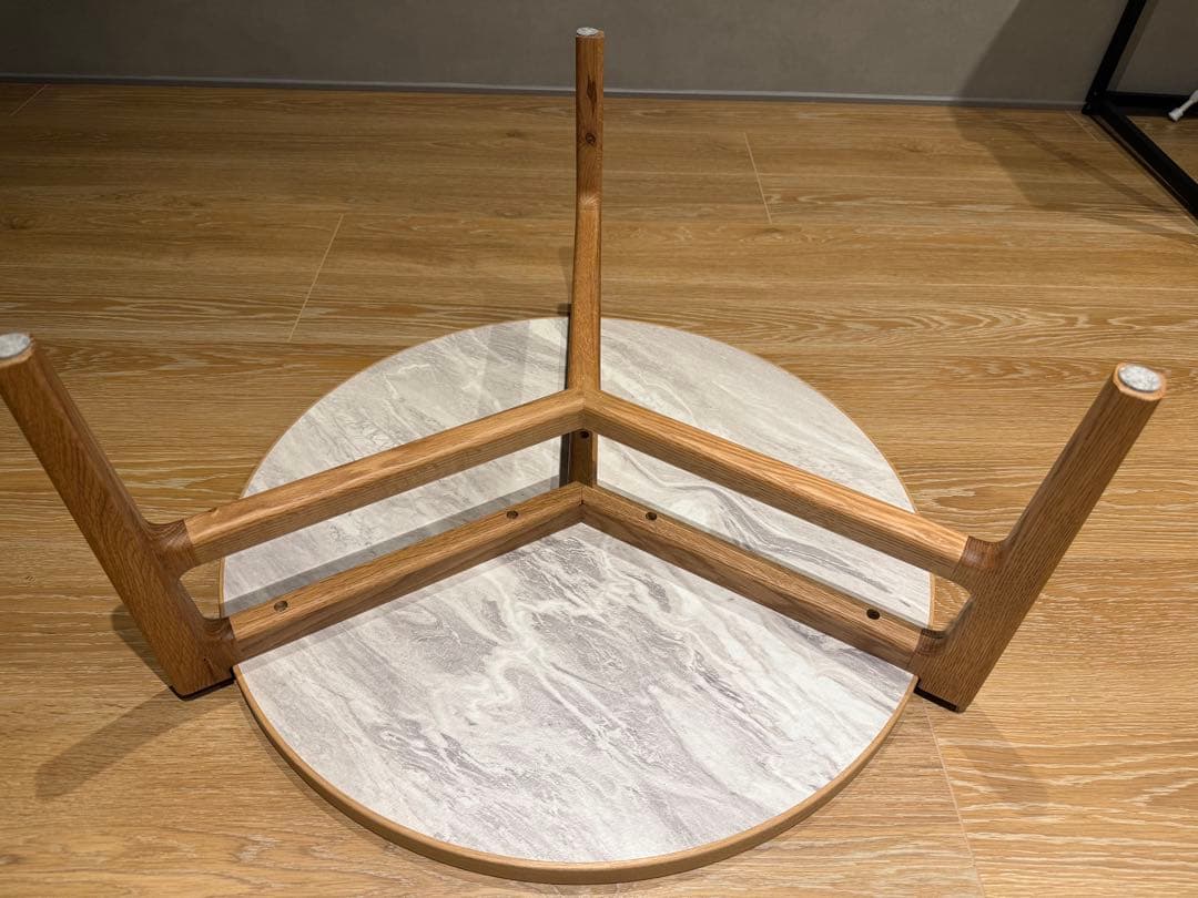 FORM マーブルラウンドテーブル Sサイズ ほぼ未使用/新品価格47,850円