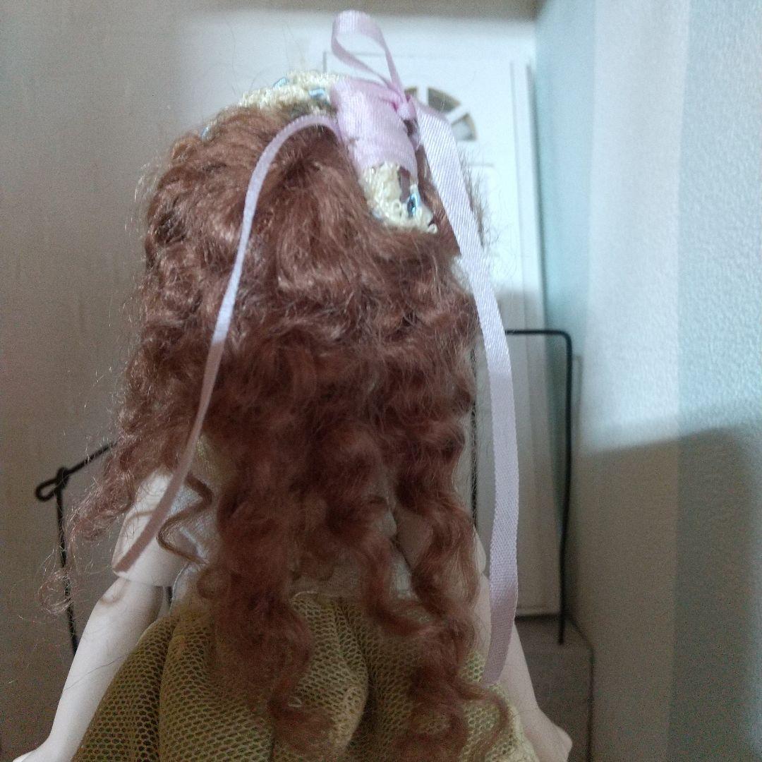 小さいビスクドール ドールスタンド付き