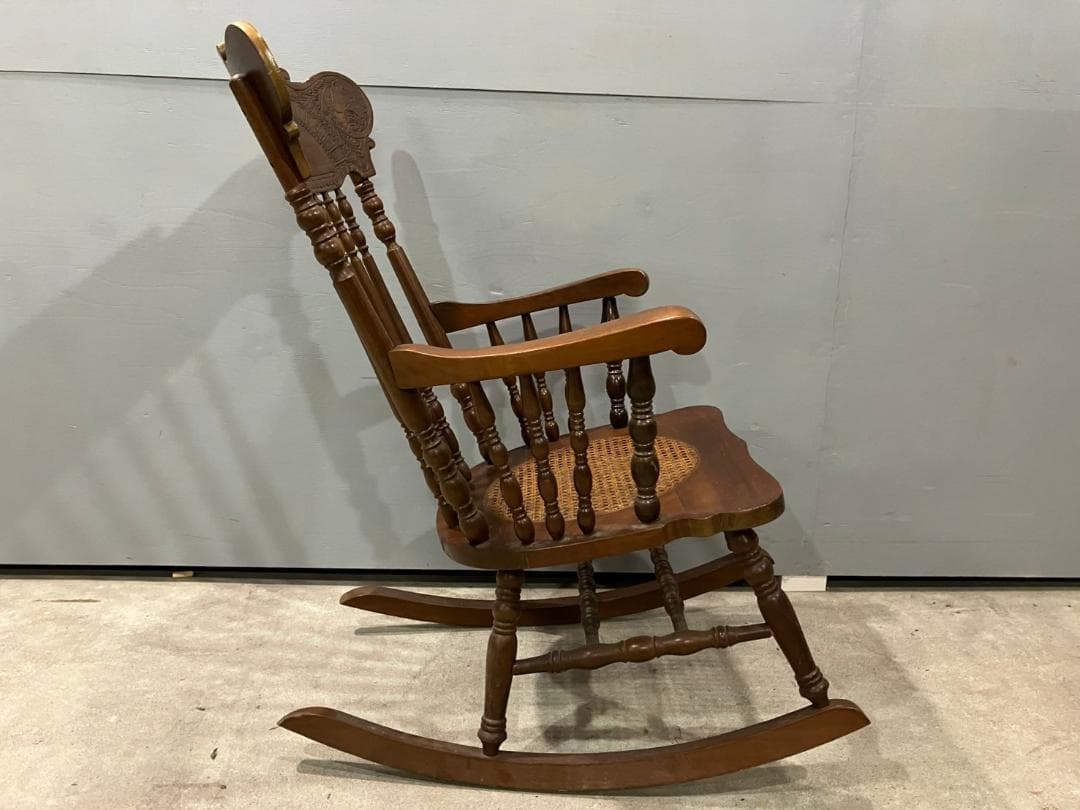 希少『台湾製』ロッキングチェア 揺り椅子 木彫り 彫刻 狼 RWroc1