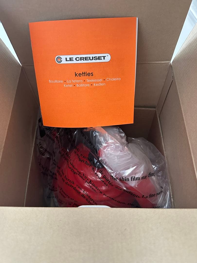 【未使用】LE CREUSET ケトル チェリー 1.8L ルクルーゼ ウーロン