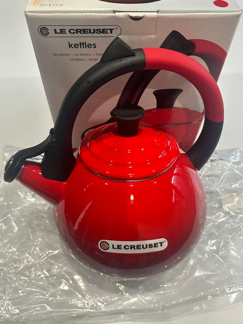 【未使用】LE CREUSET ケトル チェリー 1.8L ルクルーゼ ウーロン