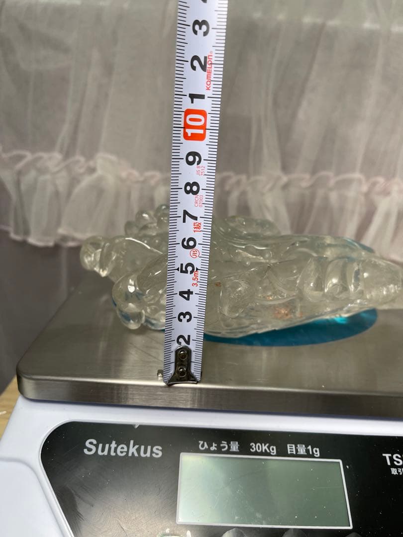 天然石高品質高透明‼️水晶　手彫り　白菜の形に彫刻した物　白水晶