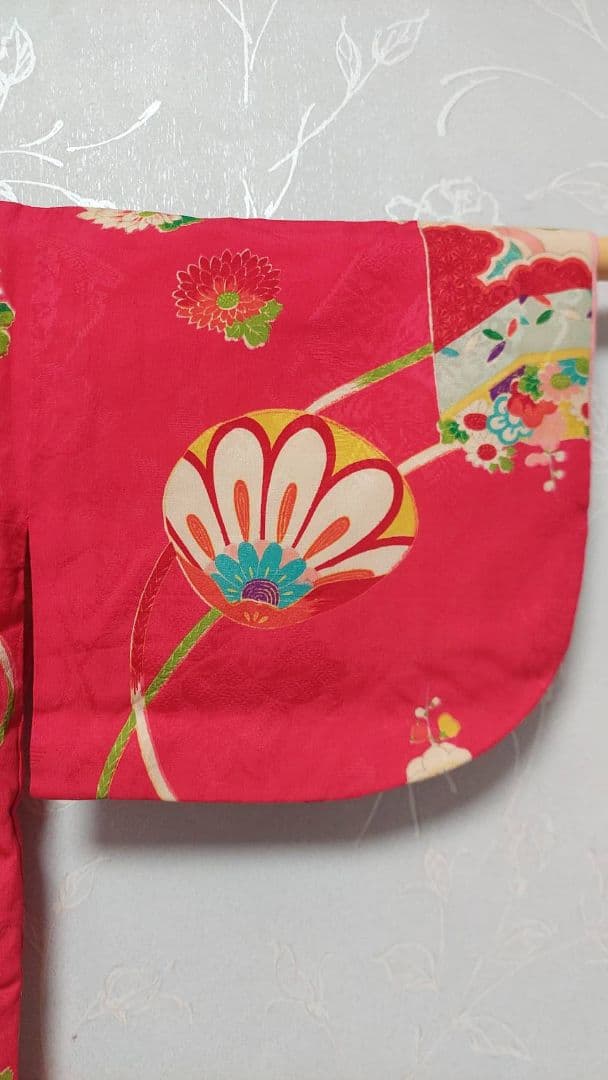 NA184アンティーク子供着物綺麗しつけ糸付き着丈77センチ裄丈24センチ正絹