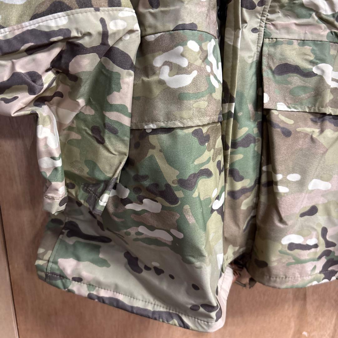 迷彩フード付きジャケット　0203o195