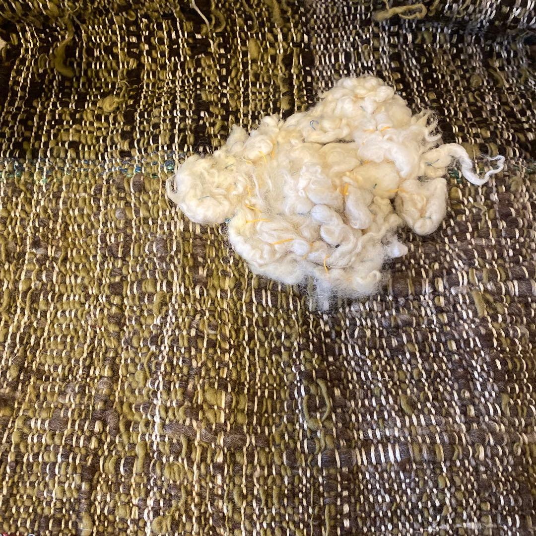 手紡ぎストール　ハンドメイド手織り　一点物　草木染め　手紡ぎストール