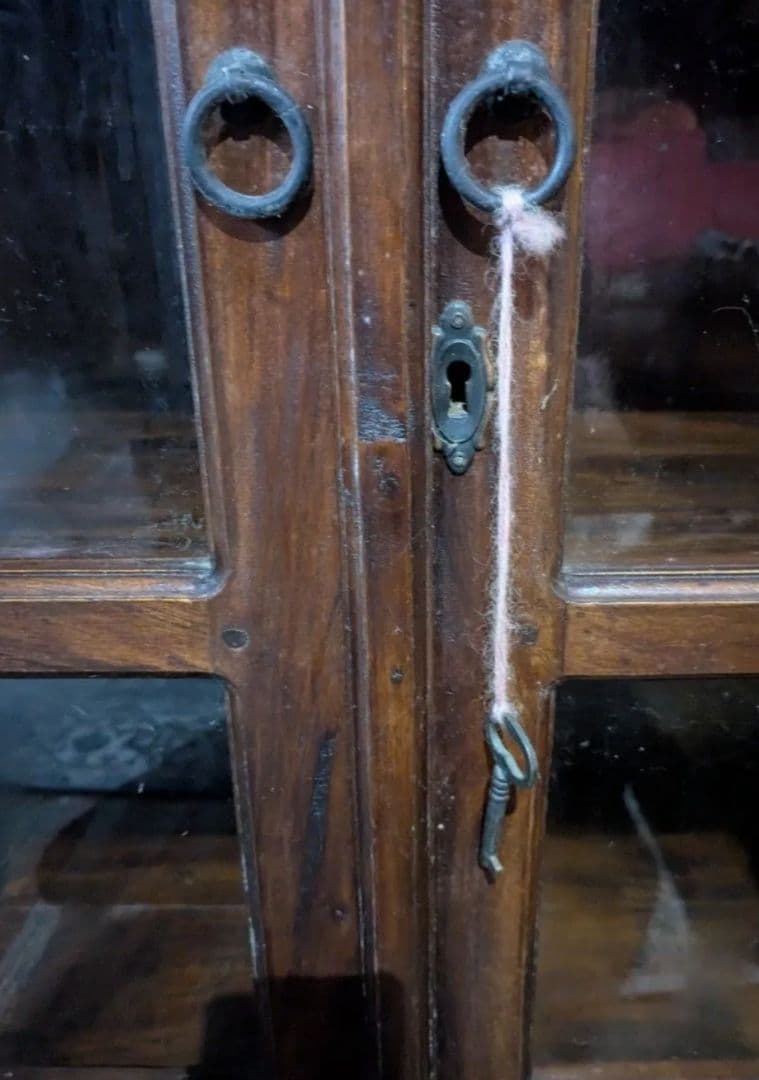 【レア送料無料】アジアンアンティーク調　ドーム型キャビネット　ダークブラウン