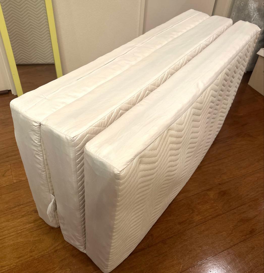 雲の安らぎプレミアム　三つ折りマットレス　セミダブルサイズ　腰に優しい　日本製