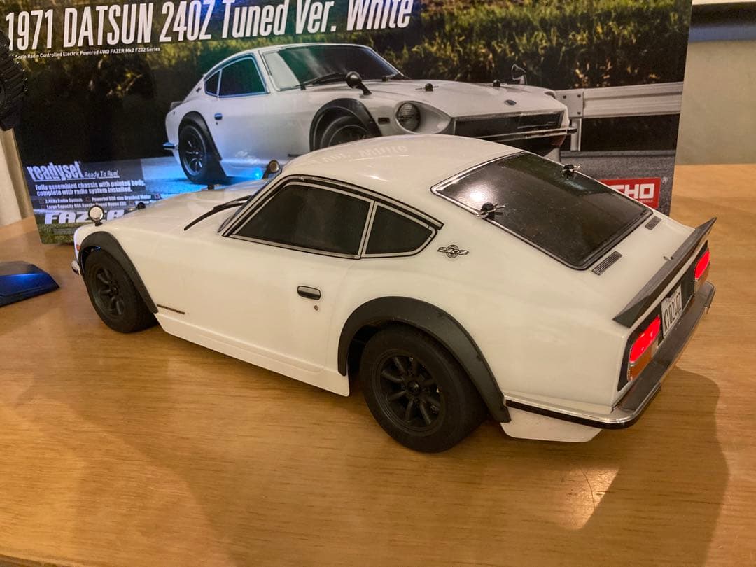 京商 フェーザー Mk2 1971ダットサン240ZTurned V