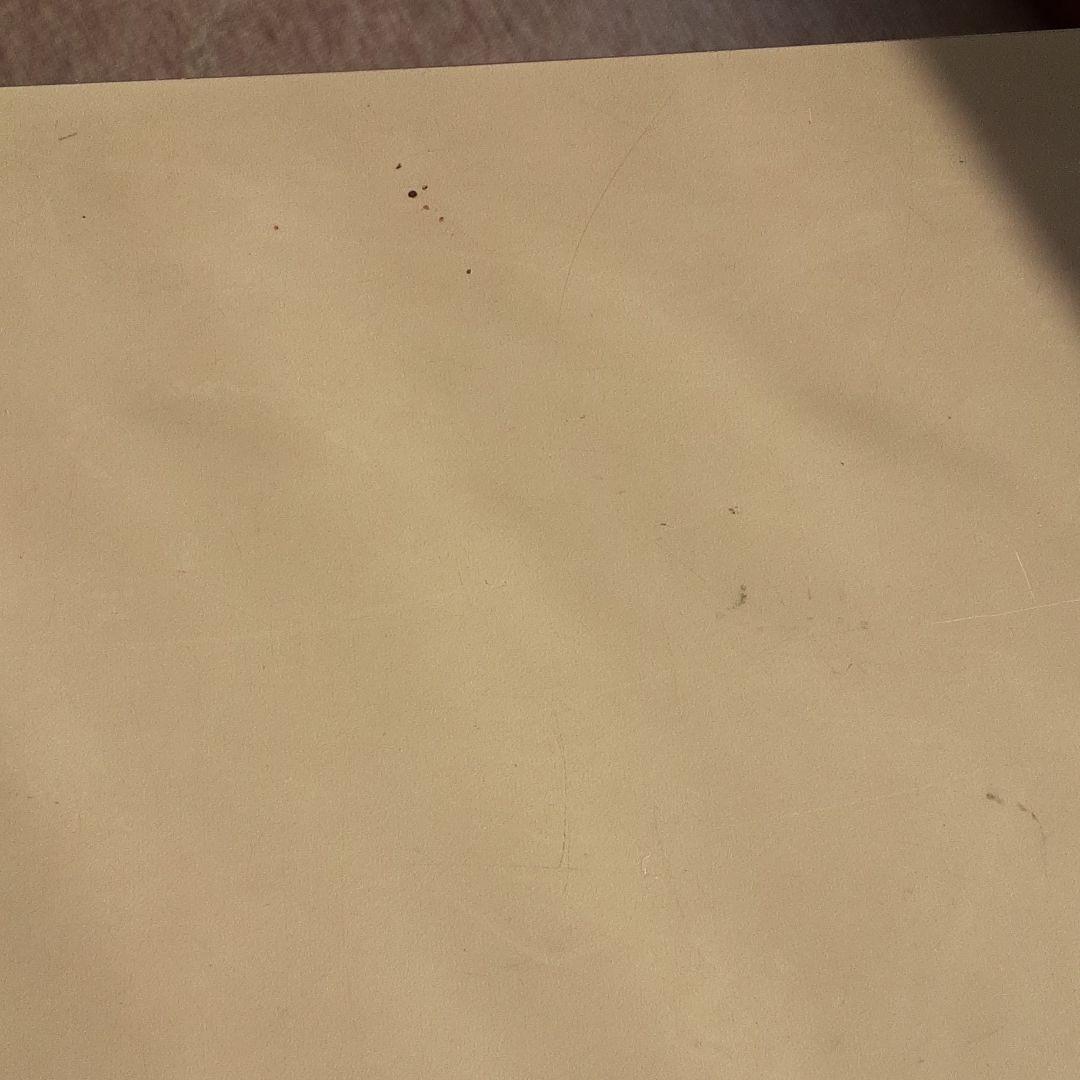 アンティーク家具　シャビーなテーブル　鳥取家具