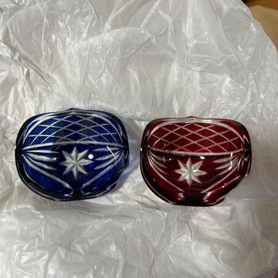 薩摩切子小鉢（青色・赤色）2個セットです。メルカリ発送です。