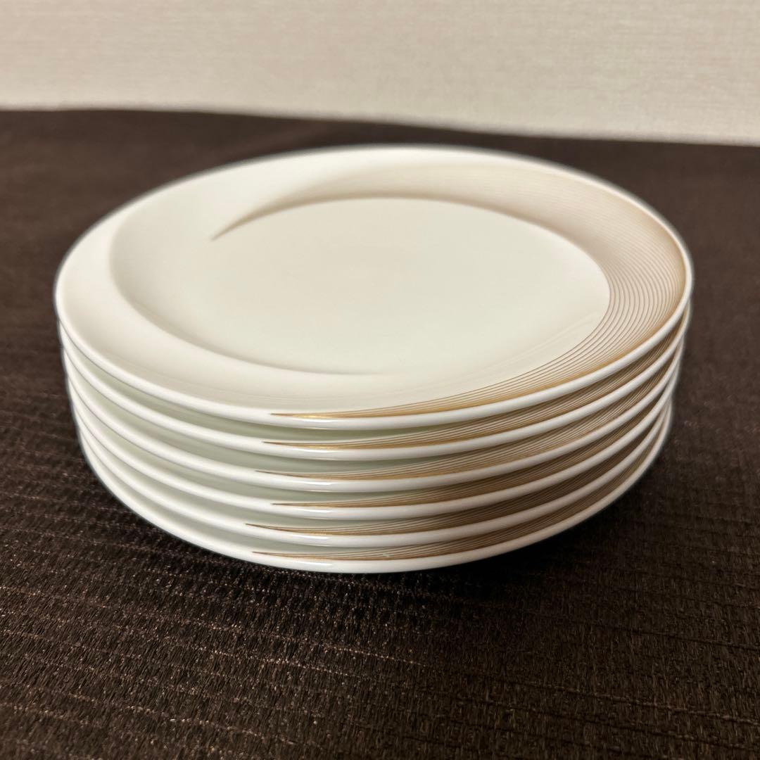 ウェッジウッド　トランキュリティ　デザートプレート　15.5cm