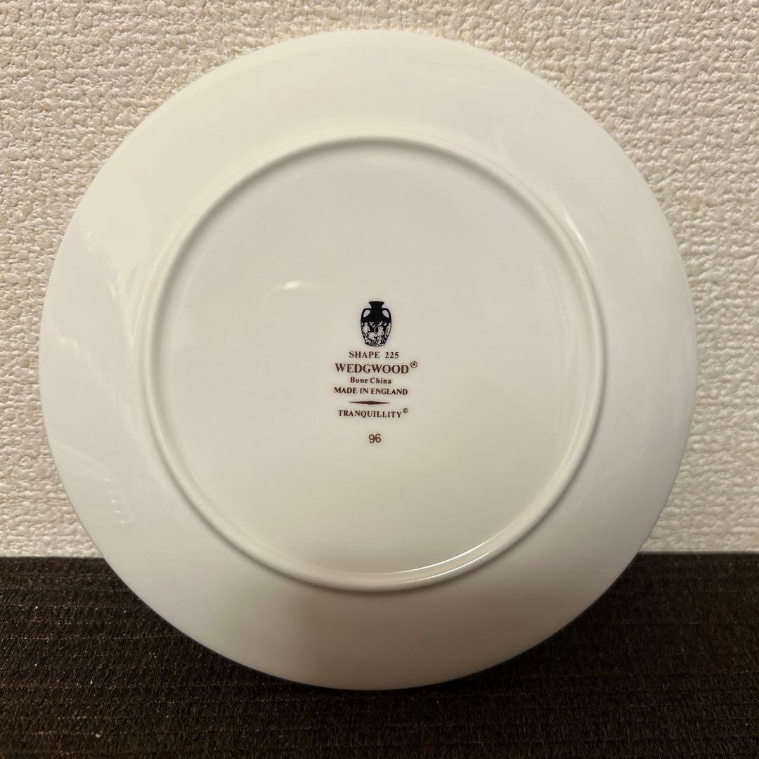 ウェッジウッド　トランキュリティ　デザートプレート　15.5cm