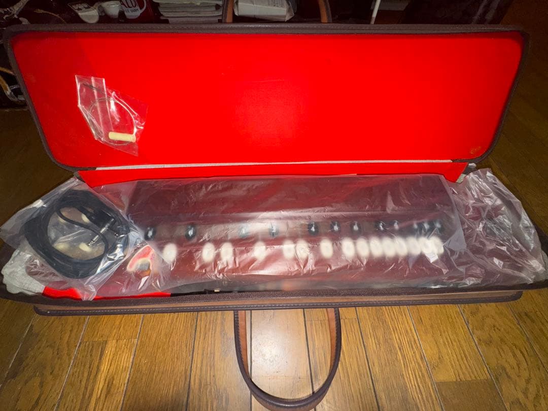 Suzuki 大正琴（エレキ・ピックアップ付）ケース・ケーブル付き