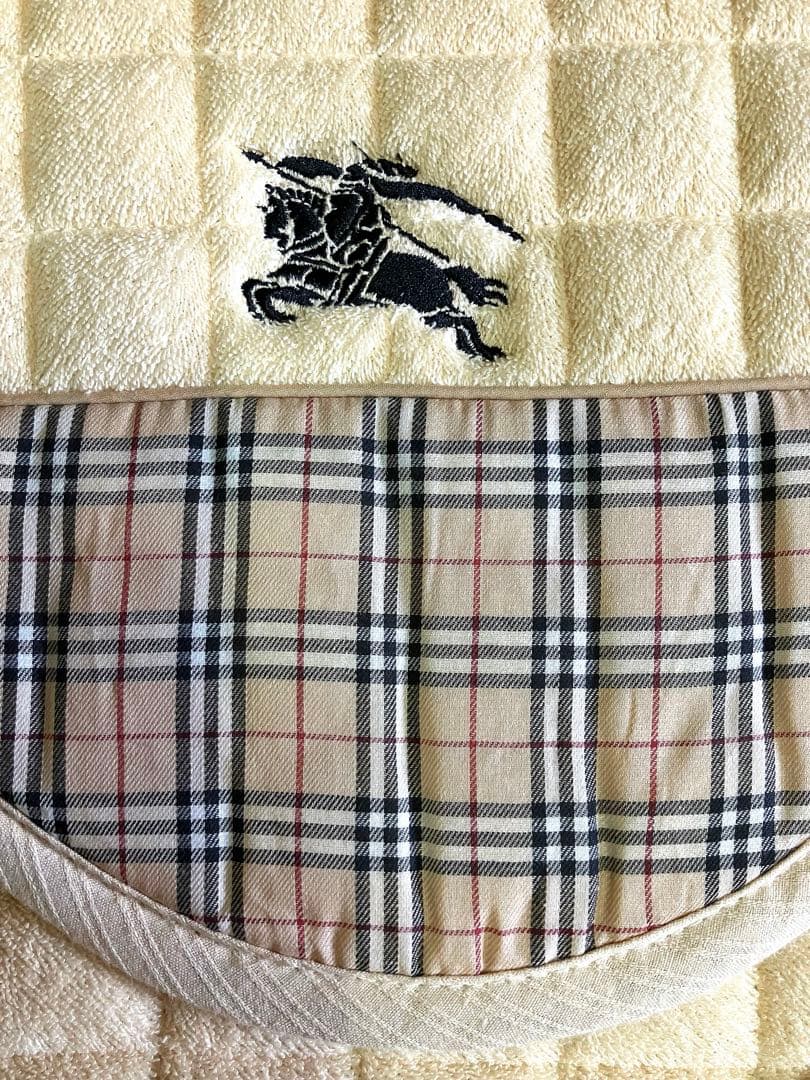 バーバリー　パッドシーツ　バスタオル1フェイスタオル２　セット