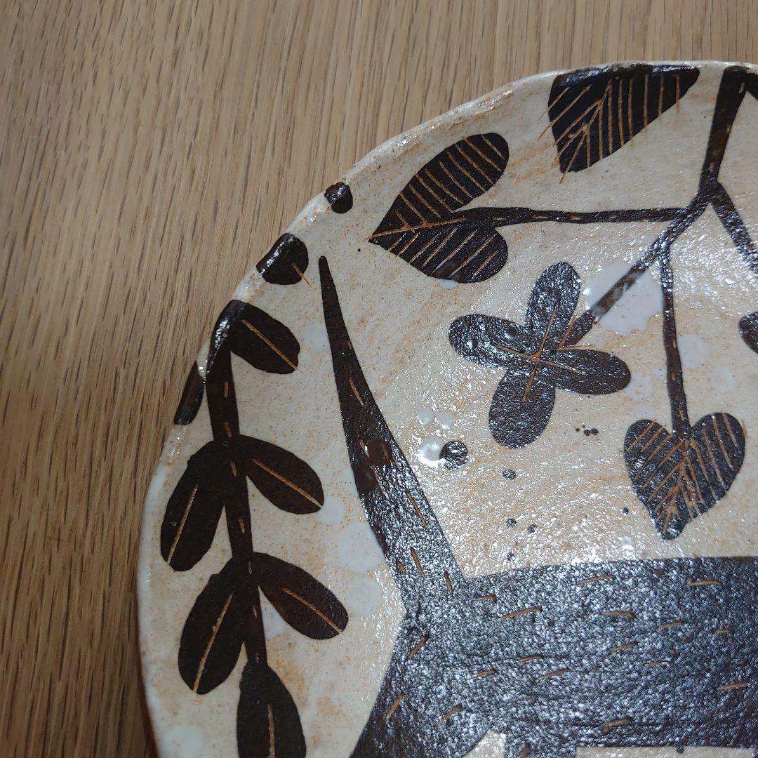 鹿児島睦さん　プレート　ネコ