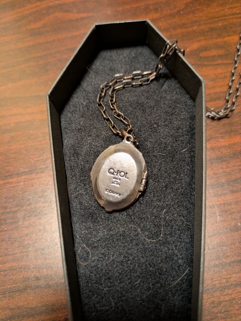 ツイステ Q-pot. コラボネックレス オクタヴィネル - メルカリ