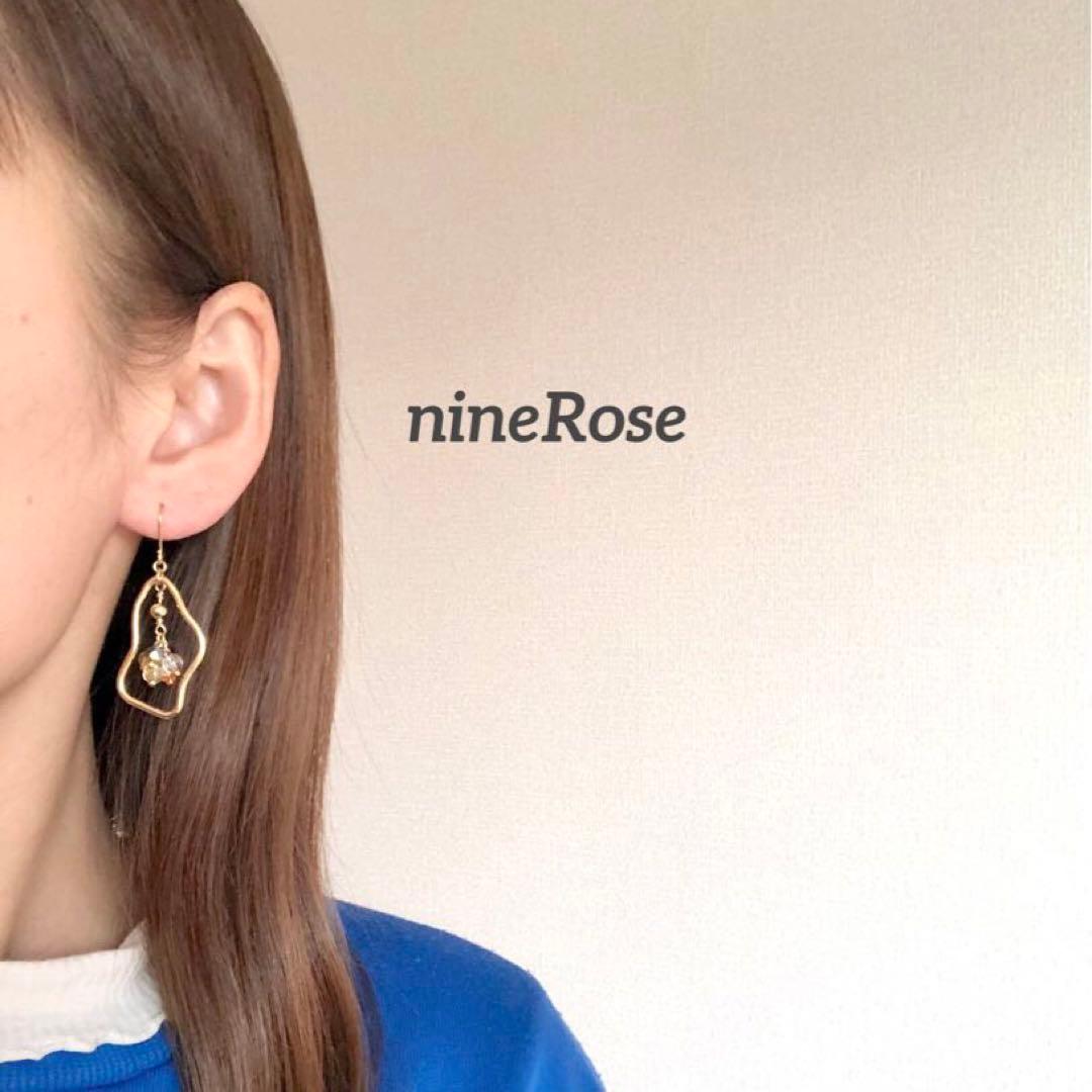 【646】ガラス ビーズ フープ ピアス ゴールド ハンドメイド イヤリング