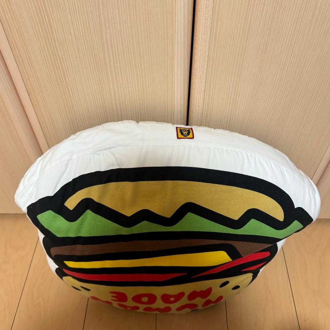 human made ハンバーガー クッション - メルカリ