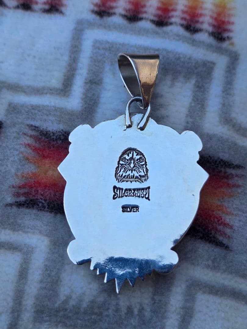 ビズビーターコイズ　スタンプワーク　ペンダント　インディアンジュエリースタイル