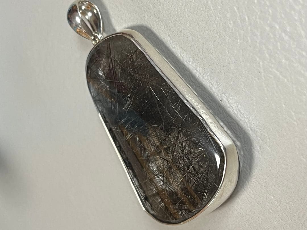 シルバールチルクォーツ　ペンダントトップ