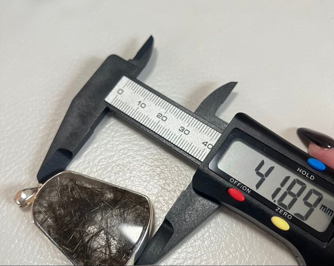 シルバールチルクォーツ　ペンダントトップ