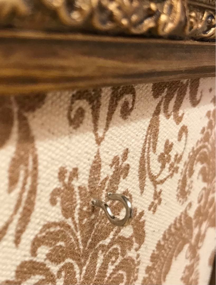 クラシック調　壁掛けフォトフレーム ゴールド